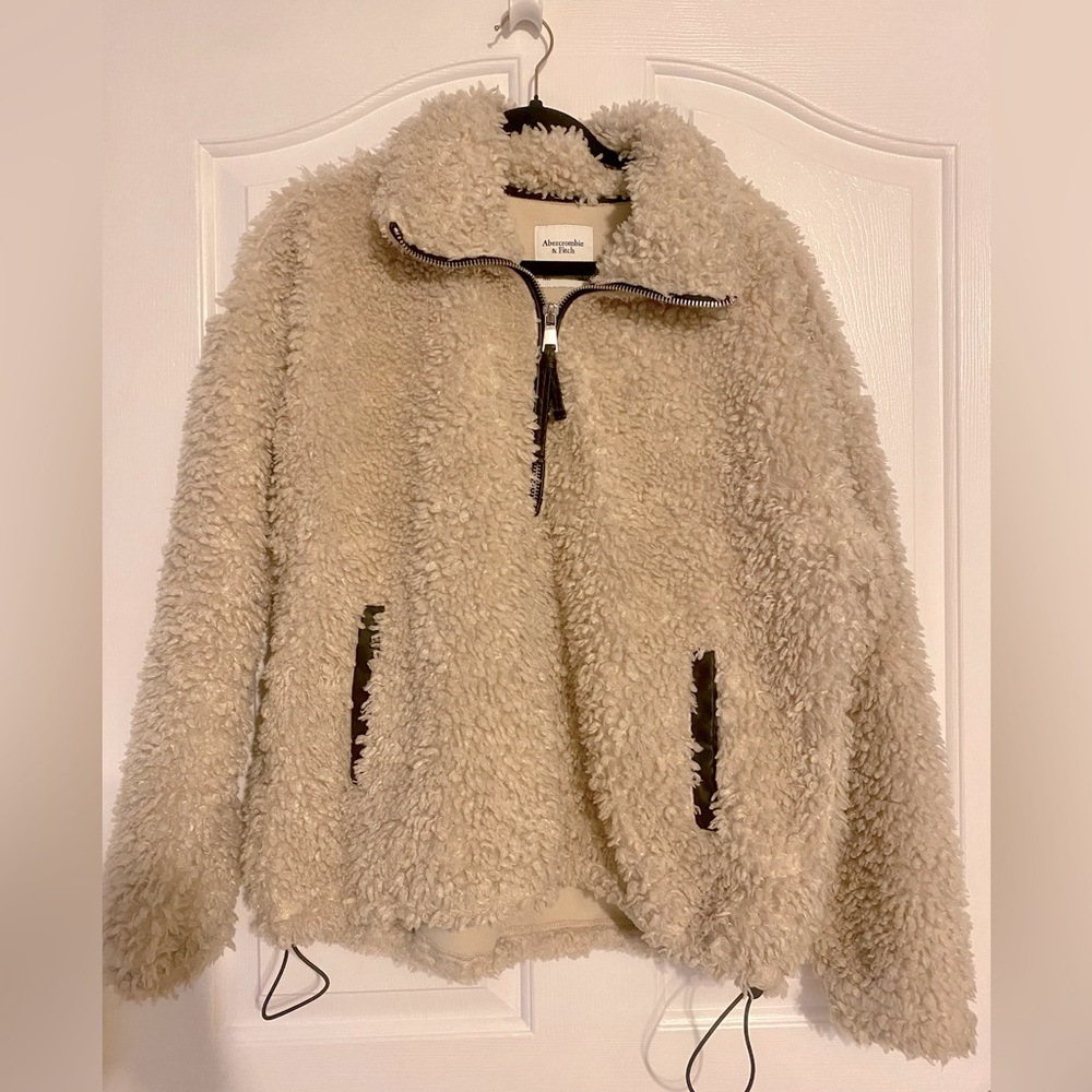 Abercrombie & Fitch Clinched Sherpa Half-zip